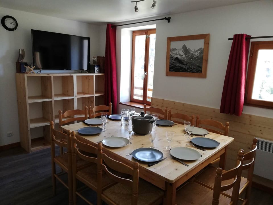 Table pour 10 personnes
