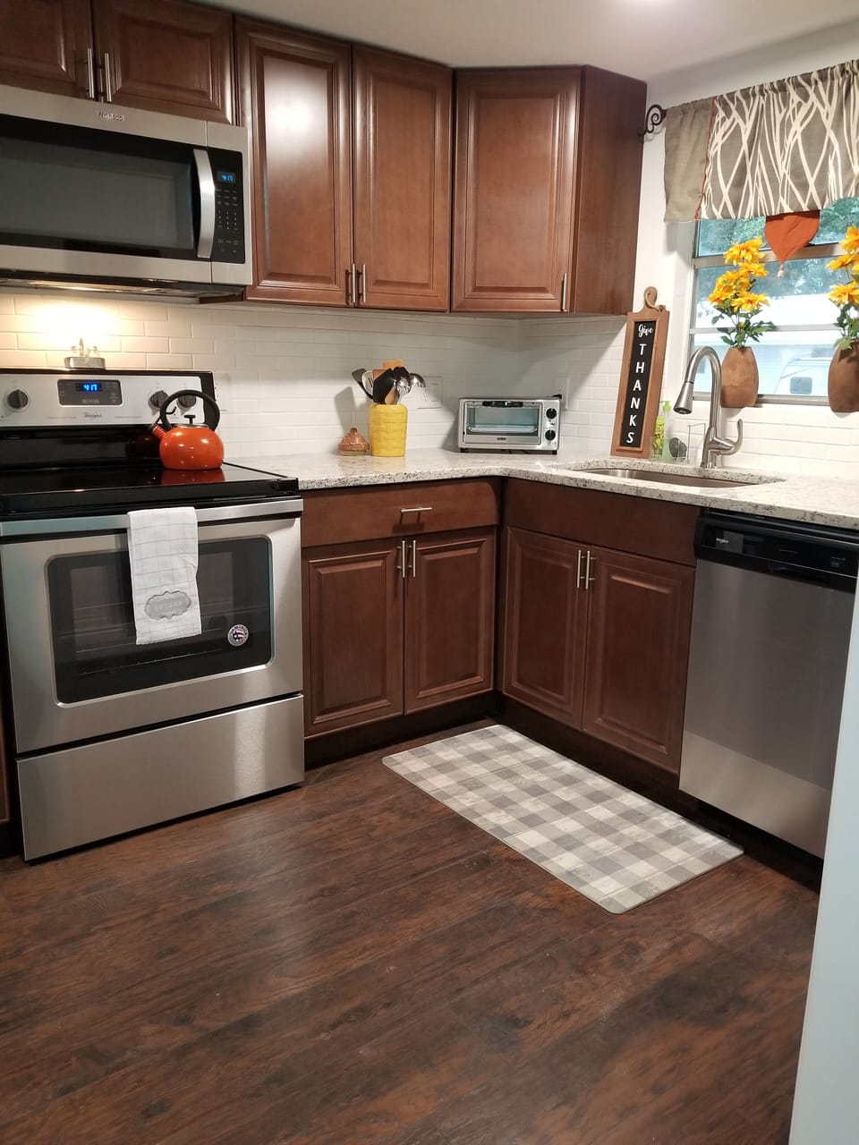 Plenty of space to cook and prepare meals