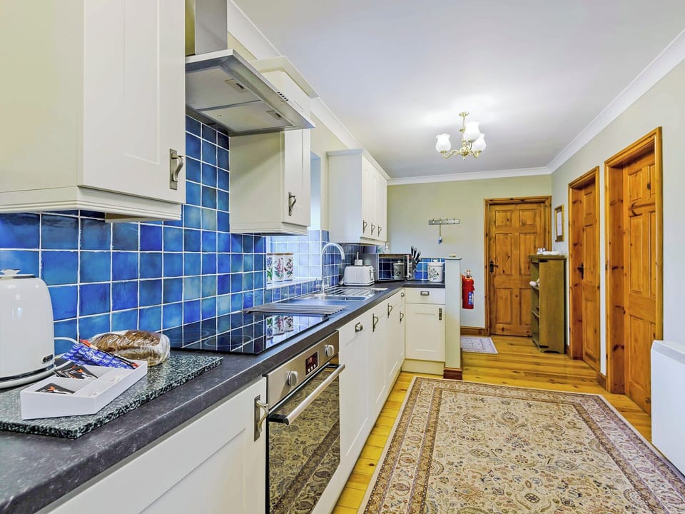 Kitchen | Bwthyn - Rhyddallt Ganol Cottages, Caethro, near Caernarfon