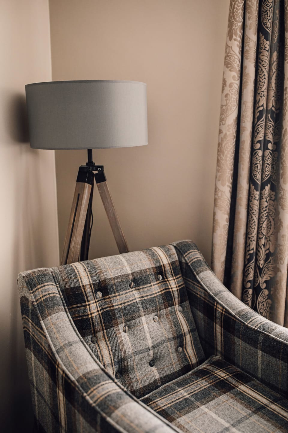 Hypo-allergenic bedding, in-room safe, desk, laptop workspace