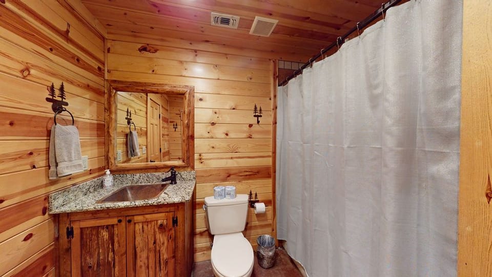 Winding-Creek-Bathroom3