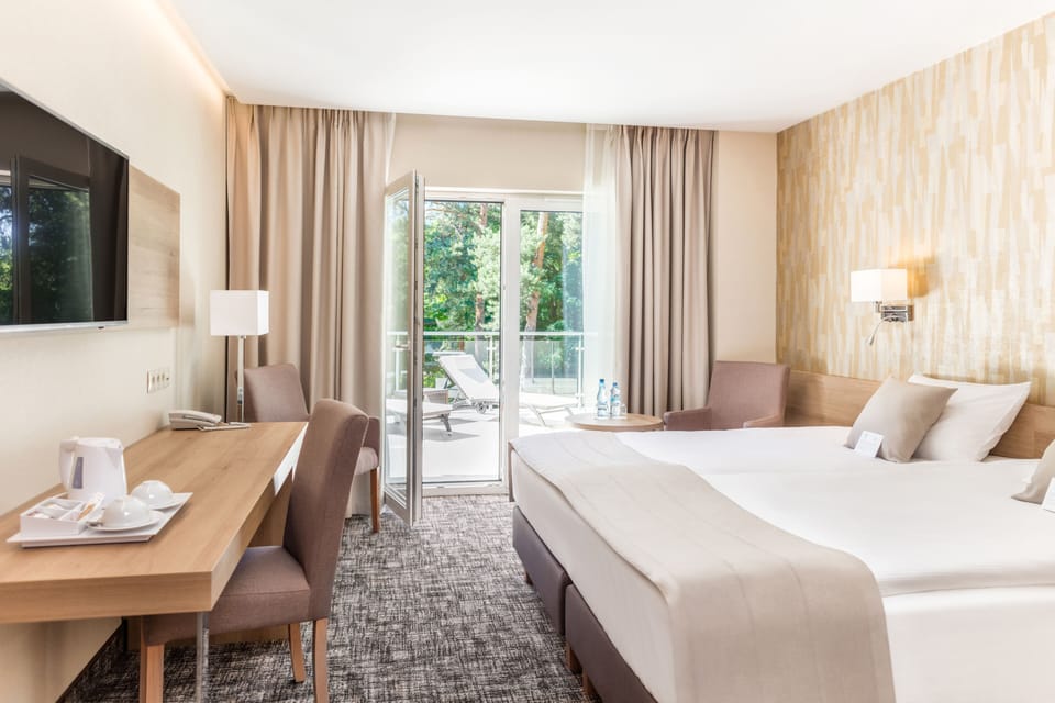 Premium Room, Balcony | Living area | Flat-screen TV