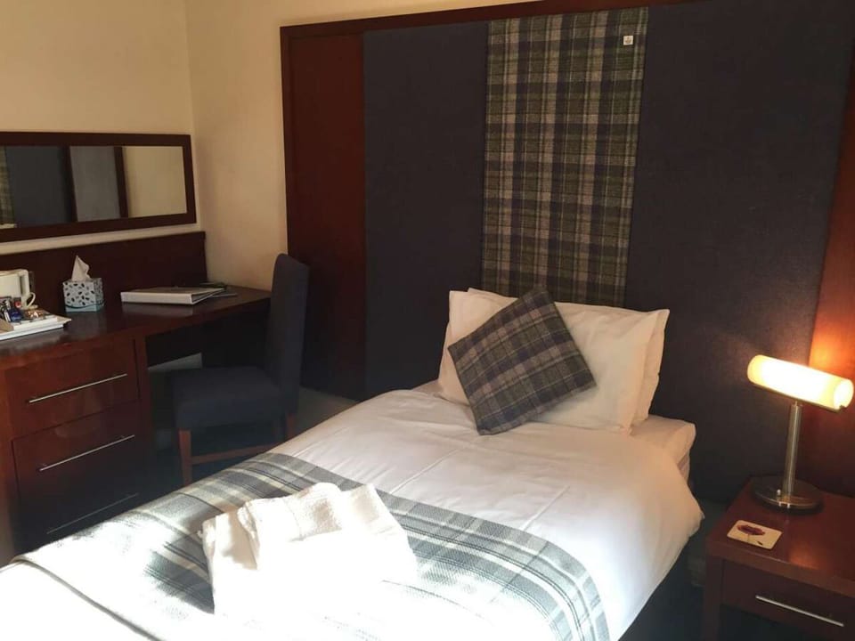 Standard Single Room | Desk, soundproofing, iron/ironing board, free WiFi