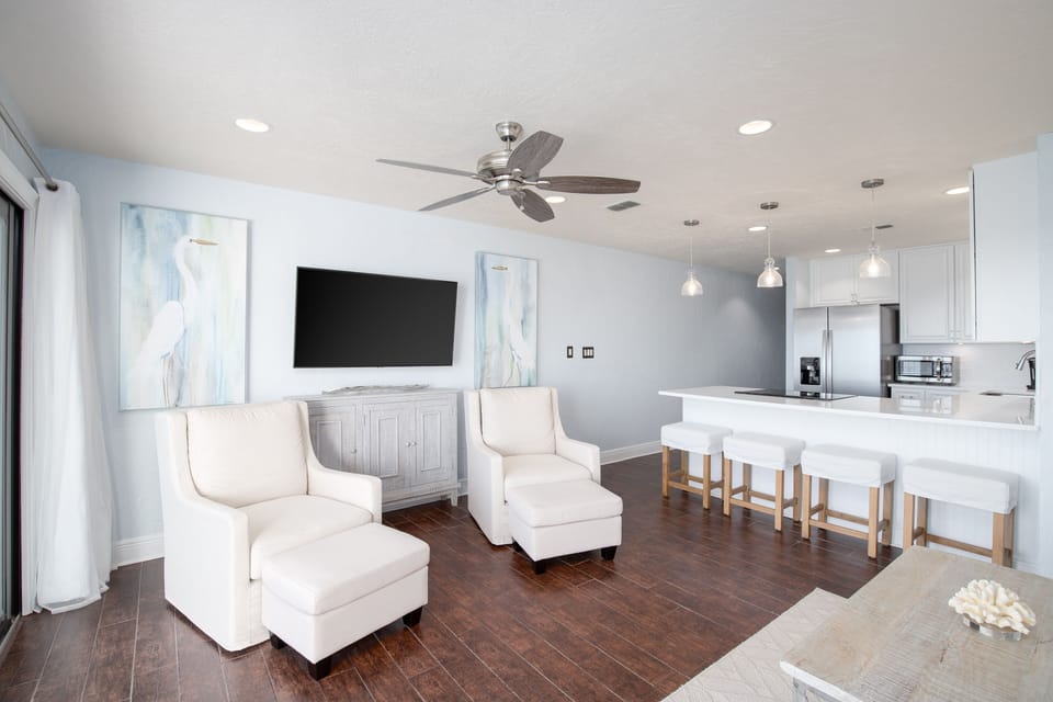 Kitchen bar seating