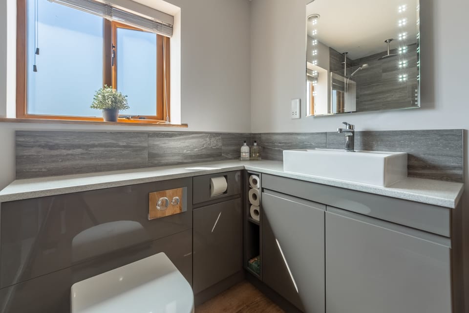 Ground floor: Bathroom