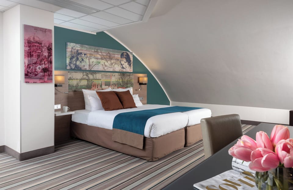Minibar, in-room safe, desk, soundproofing