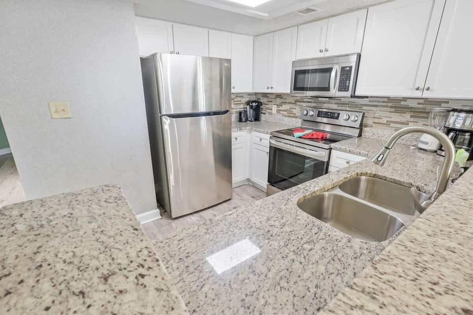 Large Kitchen Area