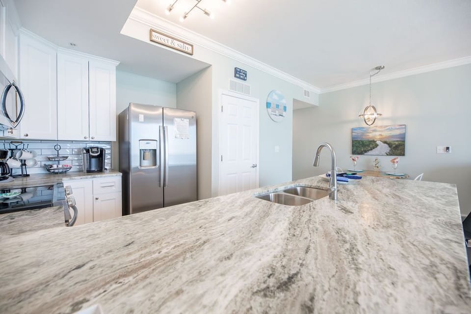 Large counter area for cooking or serving!