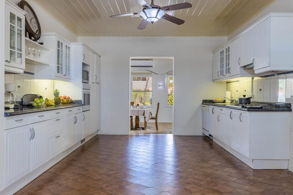 Spacious kitchen with all the facilities.