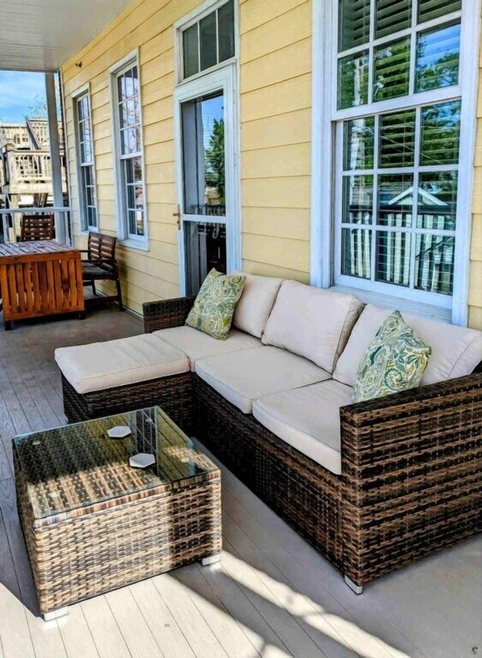 Balcony1