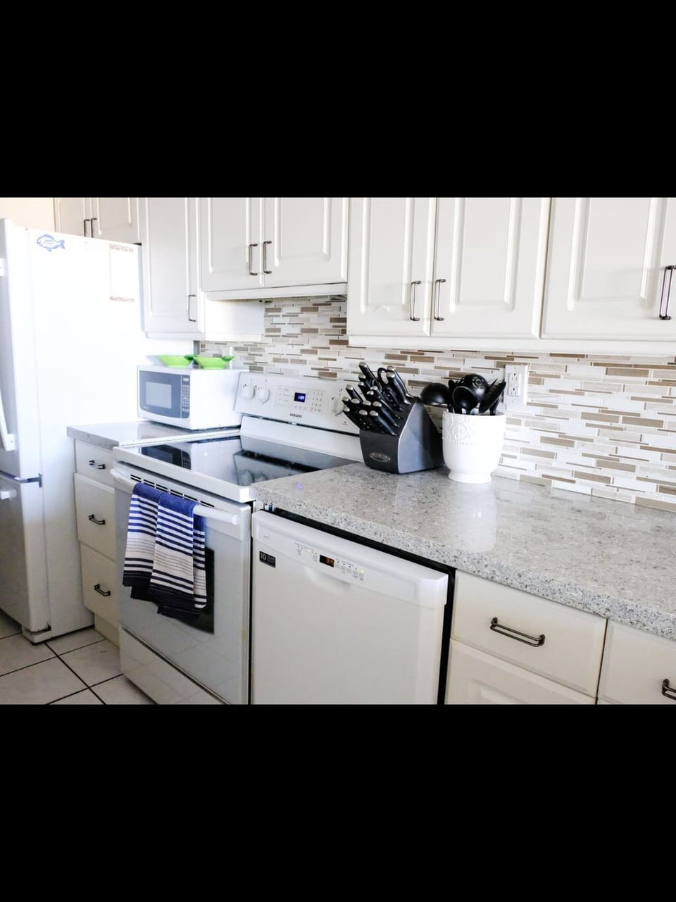 Fully equipped kitchen