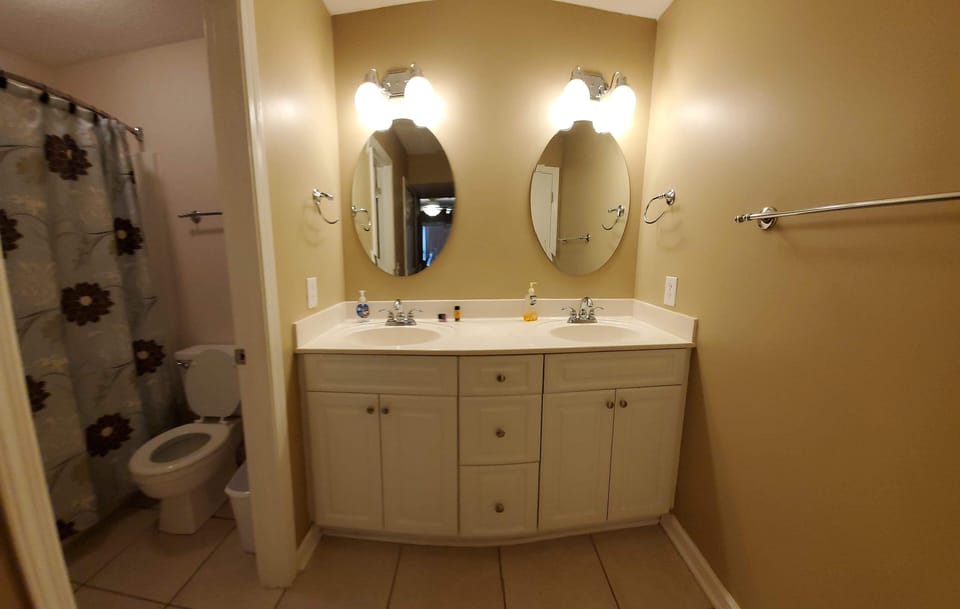 main bathroom 