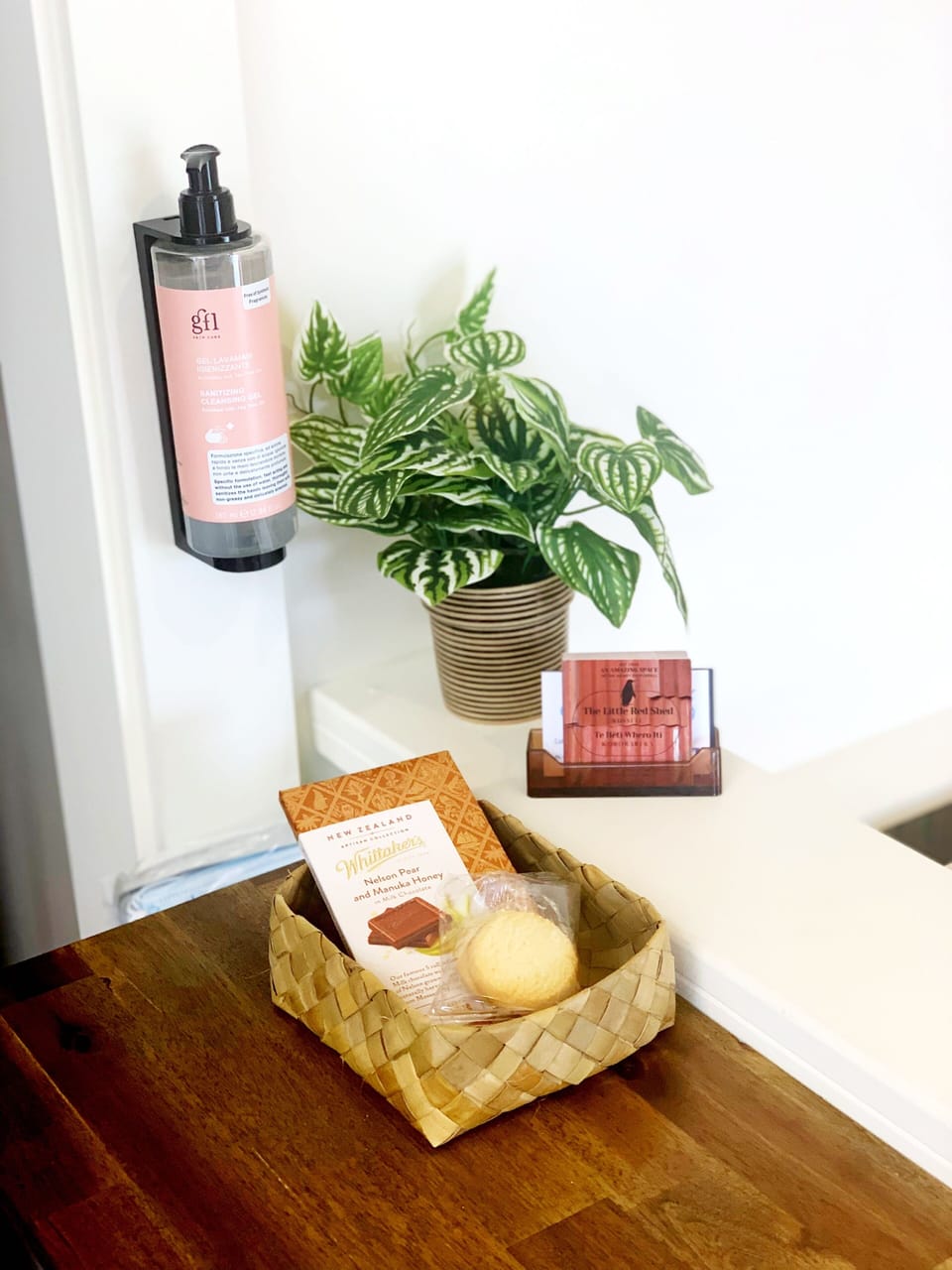 Bathroom amenities