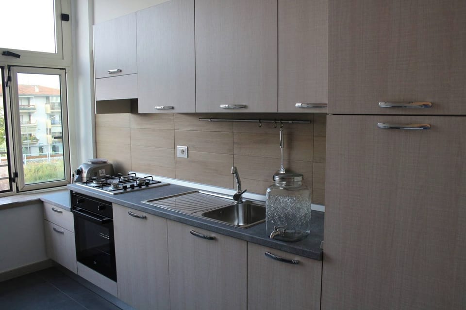 Room, 1 Bedroom, Smoking, Terrace | Interior