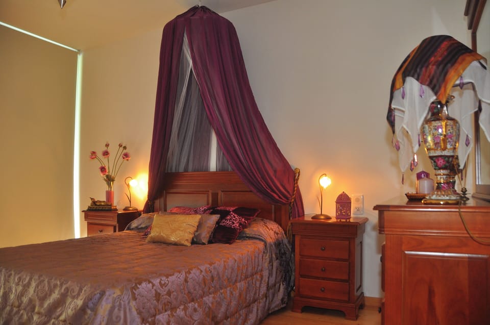 Room, 1 Bedroom, Accessible, Smoking | 1 bedroom