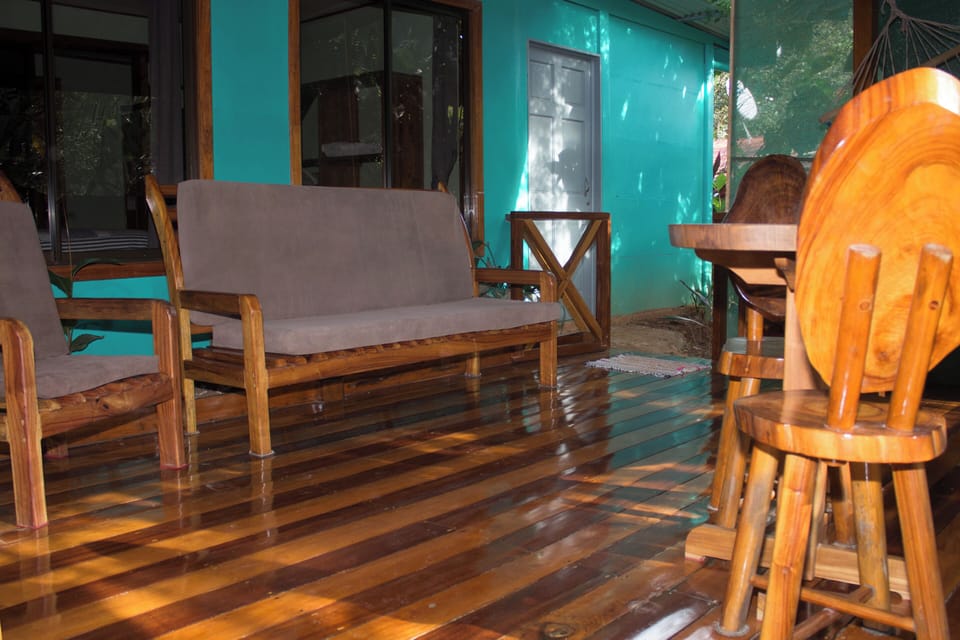 Bungalow, 1 Bedroom, Balcony, Garden View | Living room