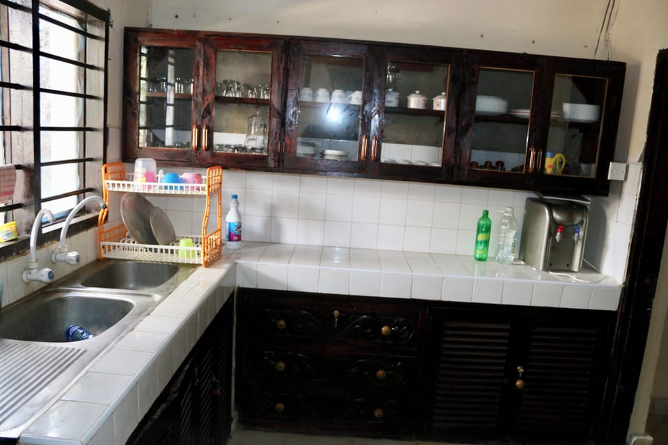 Room, Multiple Bedrooms, Smoking, Private Pool | Private kitchen