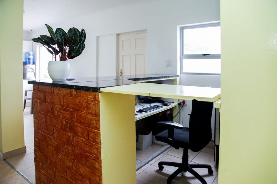 Room, 1 Bedroom, Terrace, Mountain View | Interior