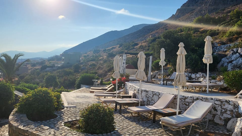 Room, 1 Bedroom, Balcony, Garden View | Sundeck