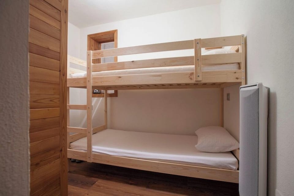 Bunk room