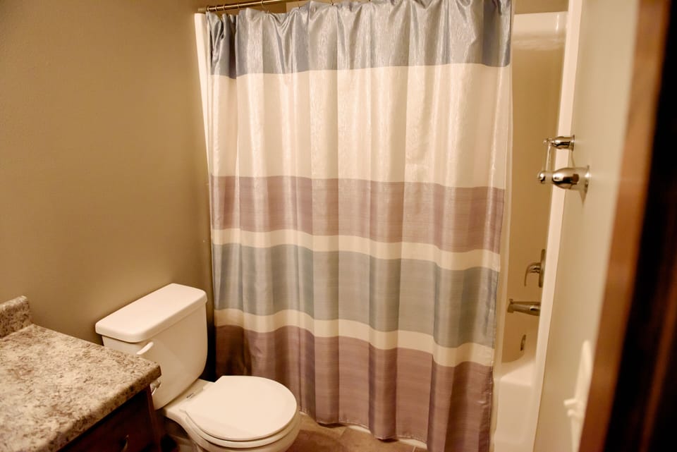 Guest Bath #1