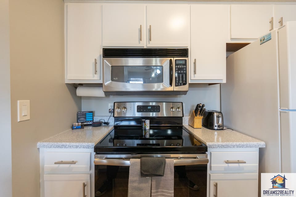 Stove and Microwave