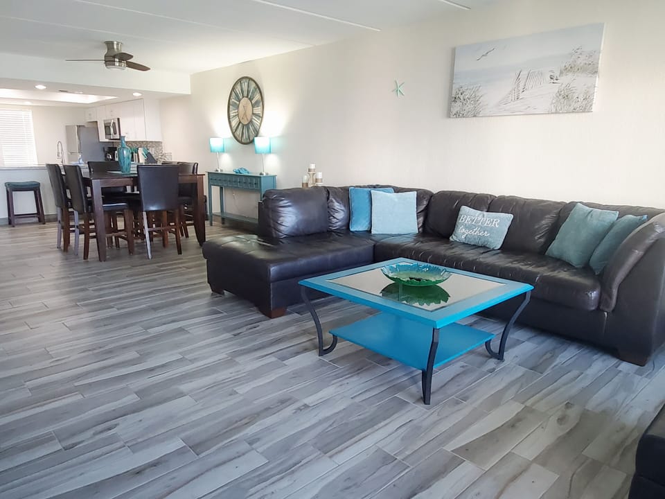 Living / Dining Room
