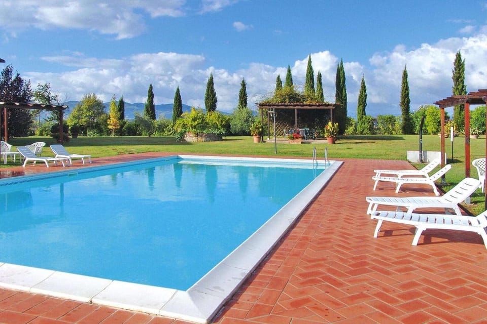 Holiday Home Swimming Pool