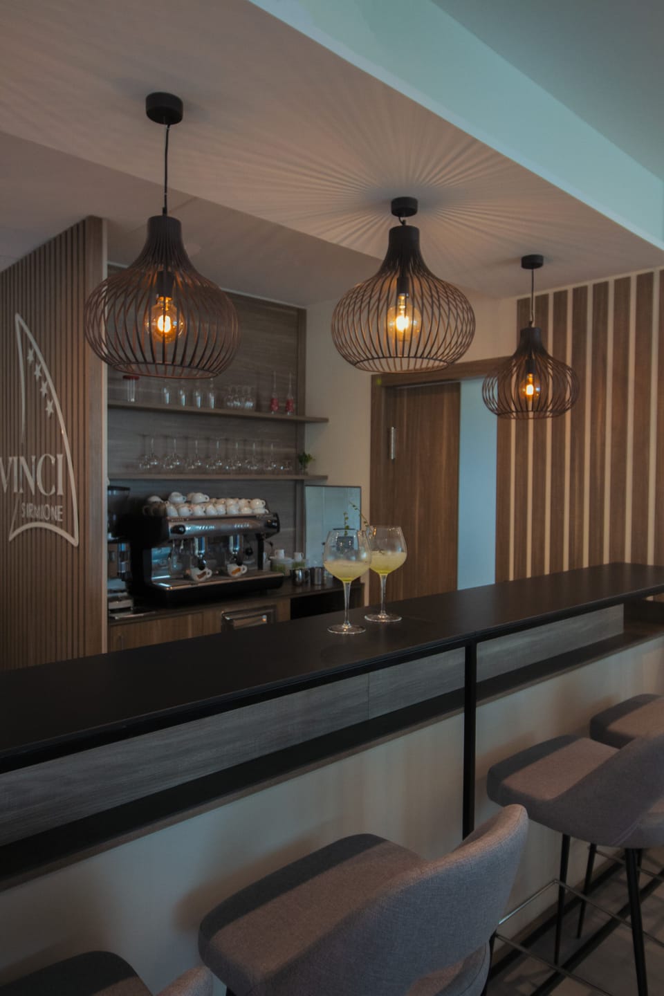Wine bar