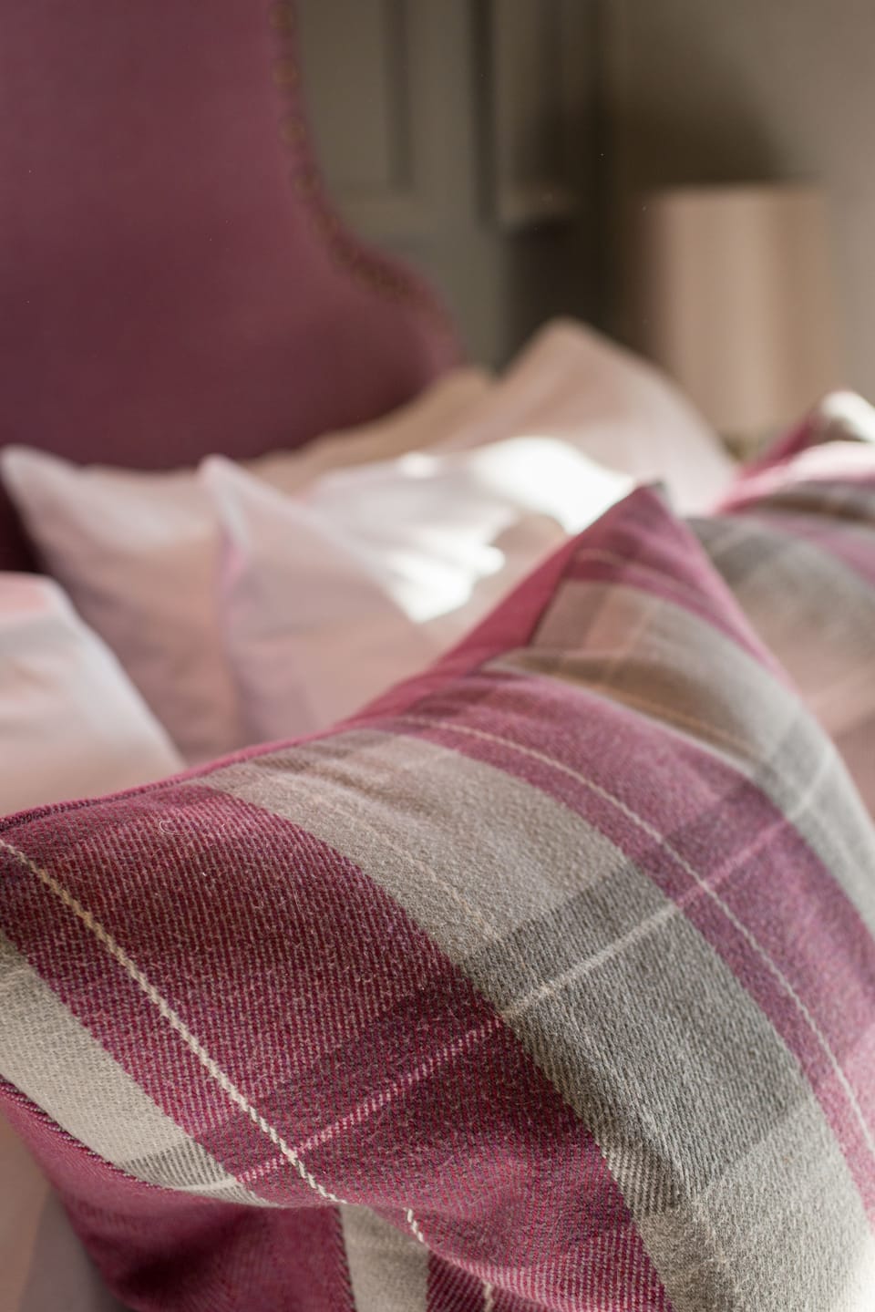 Standard Room, 1 King Bed with Sofa bed, Accessible, Non Smoking (with Sofabed) | Egyptian cotton sheets, premium bedding, desk, laptop workspace