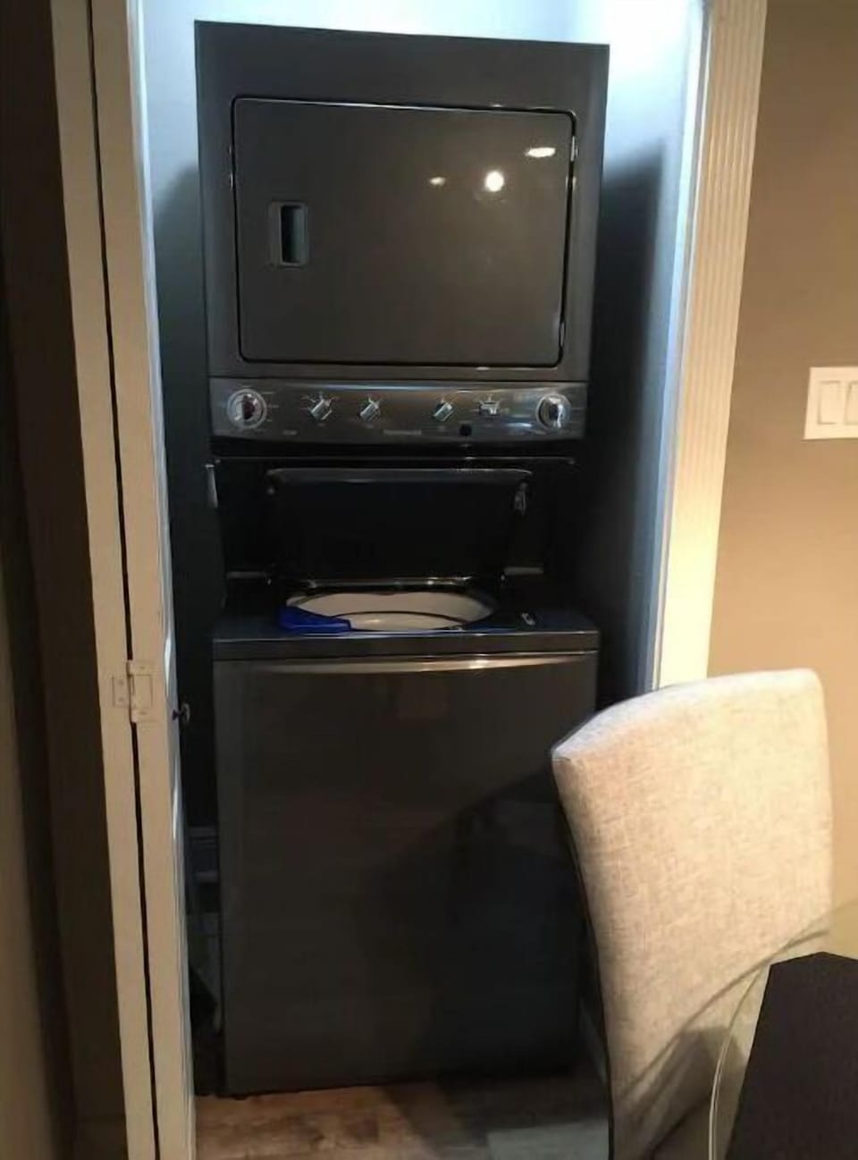Washer and dryer 