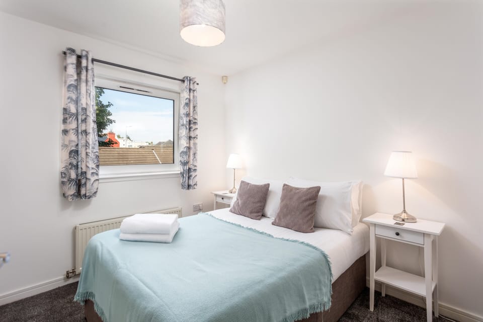 Walker Suite No82 - Donnini Apartments Apartment in Kilmarnock