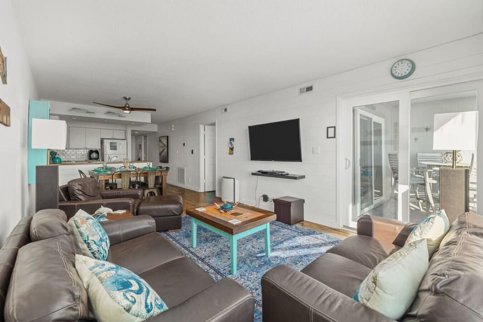 “This condo was the best location. Right on the beach and a short distance from attractions and restaurants. Condo was clean and well stocked with kitchen and beach amenities. We would definitely visit again!” -Dina