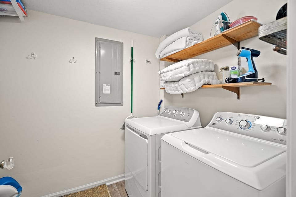 15-web-or-mls-22400-front-beach-rd-69