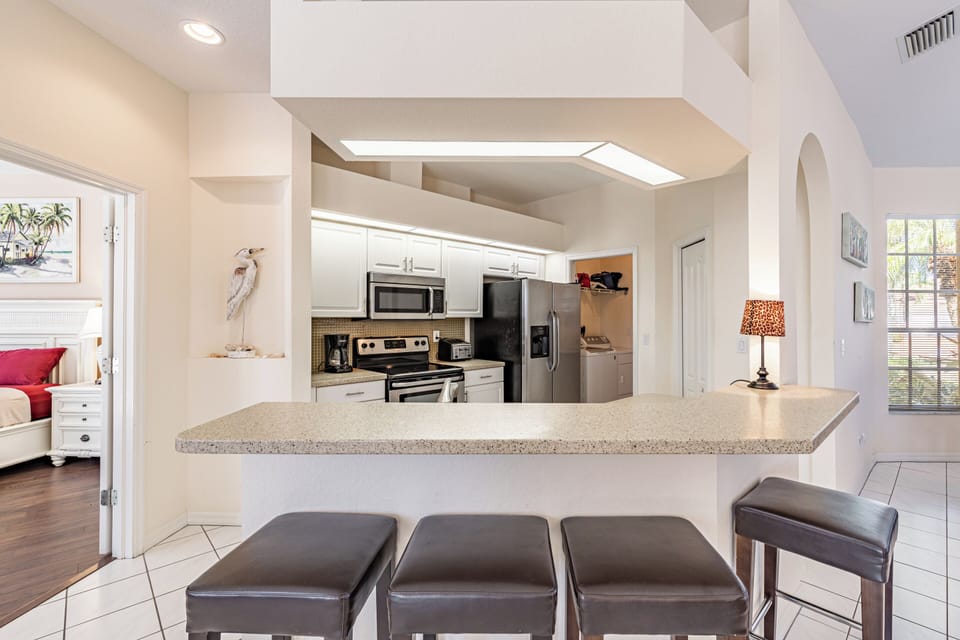 Kitchen Bar