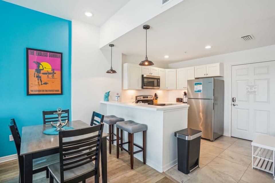 Dining and Extra Counter Seating