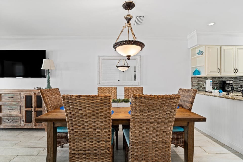 Second floor main dining area 