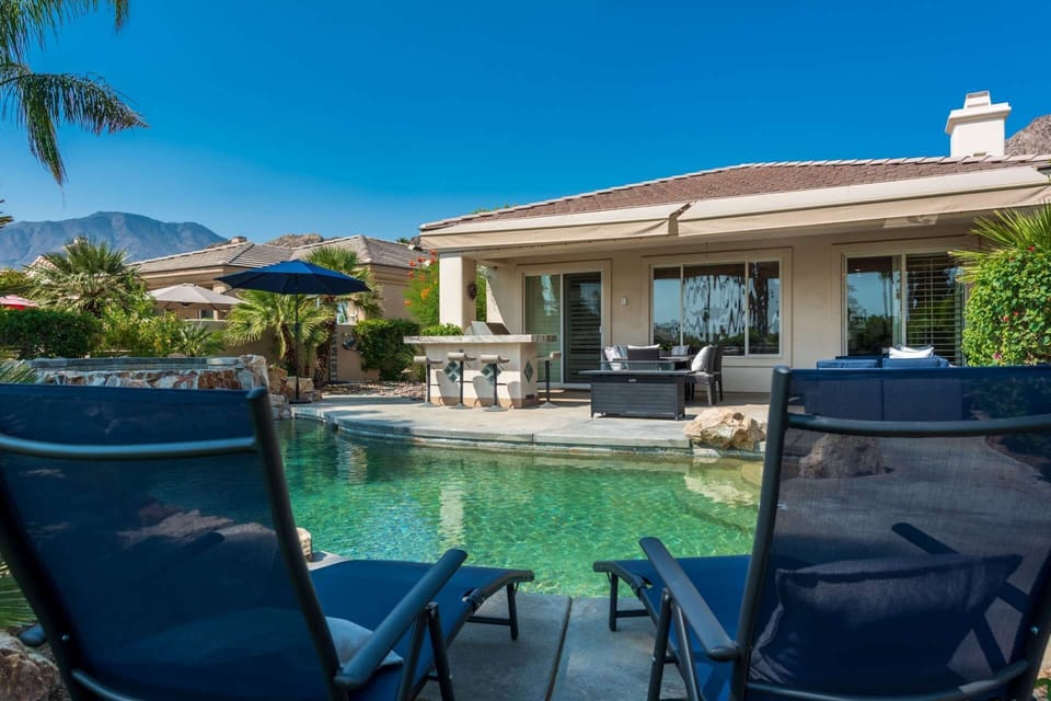 Lounge Chairs for Tanning and Relaxing