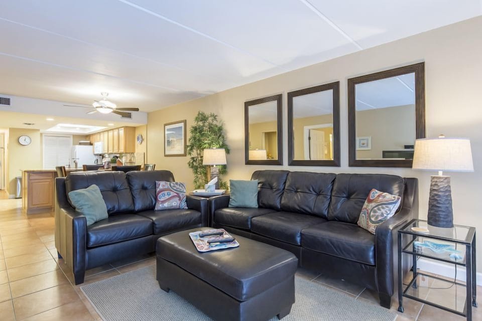 Our study-like living area is ideal for resting after a long fun-filled day by the pool or on the sand.