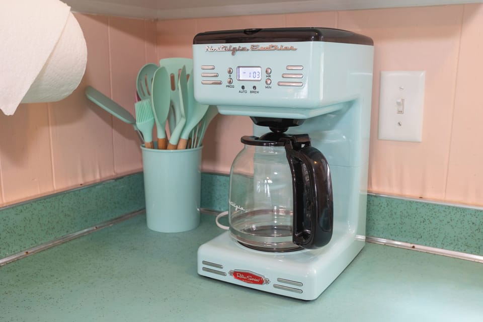 Coffee pot