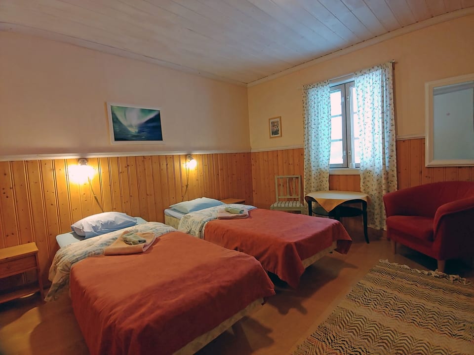 Basic Room | Blackout drapes, iron/ironing board, bed sheets