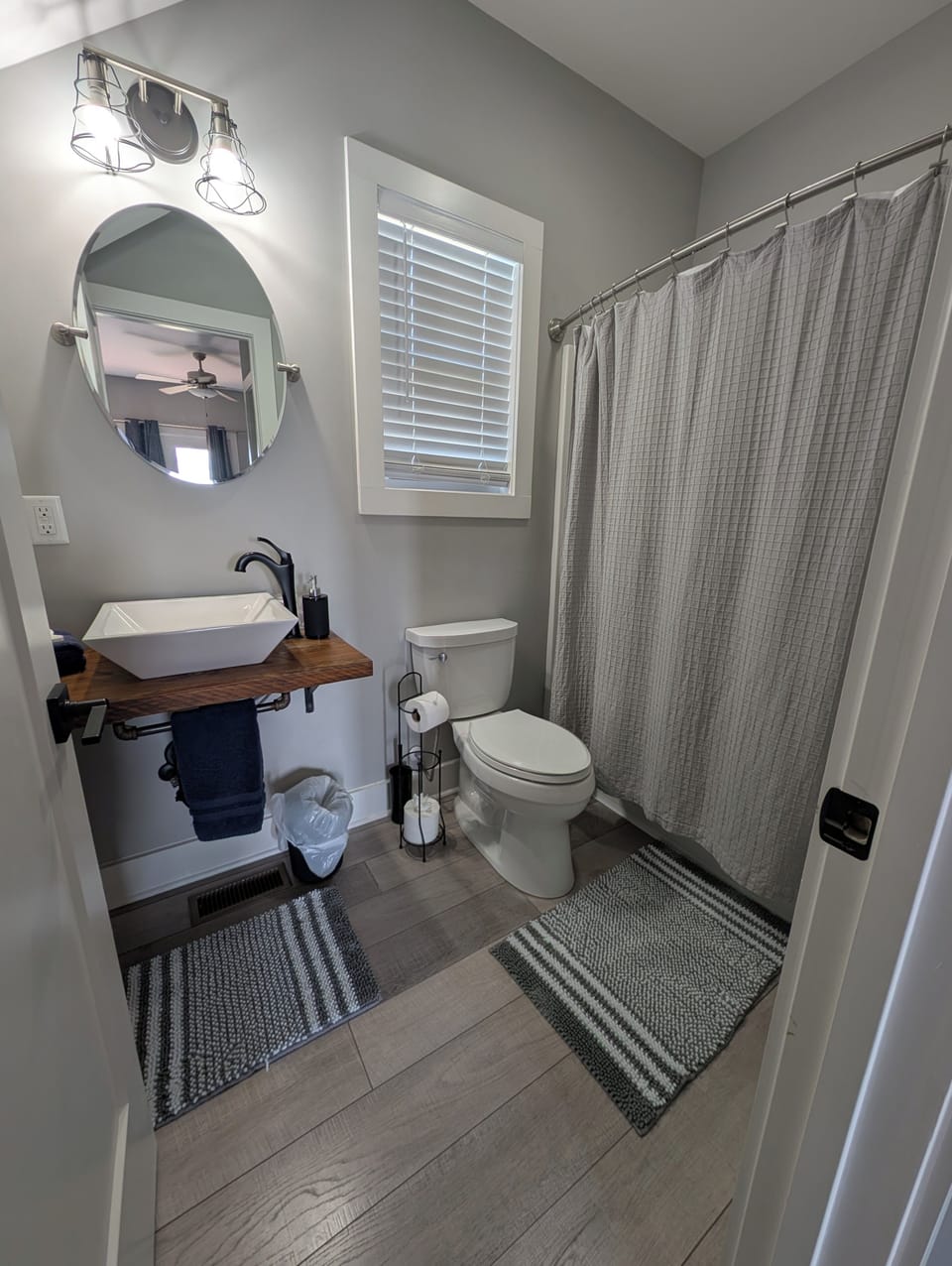 Full en-suite bathroom bedroom #1 downstairs