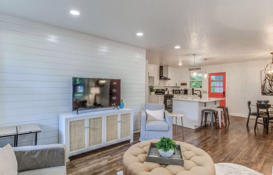 Kitchen, Living room and dining rooms area 