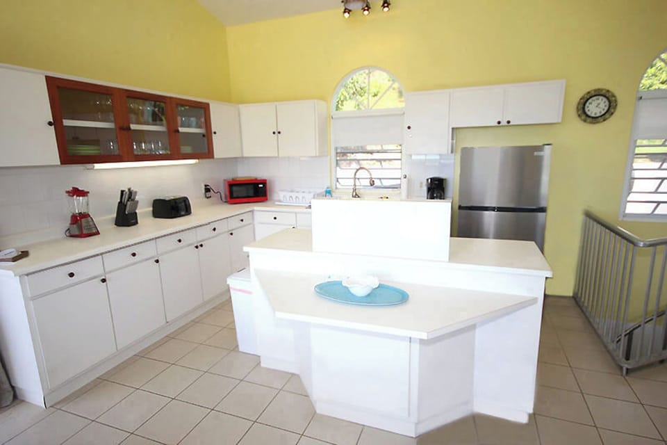 You can prepare a home cooked meal in this kitchen