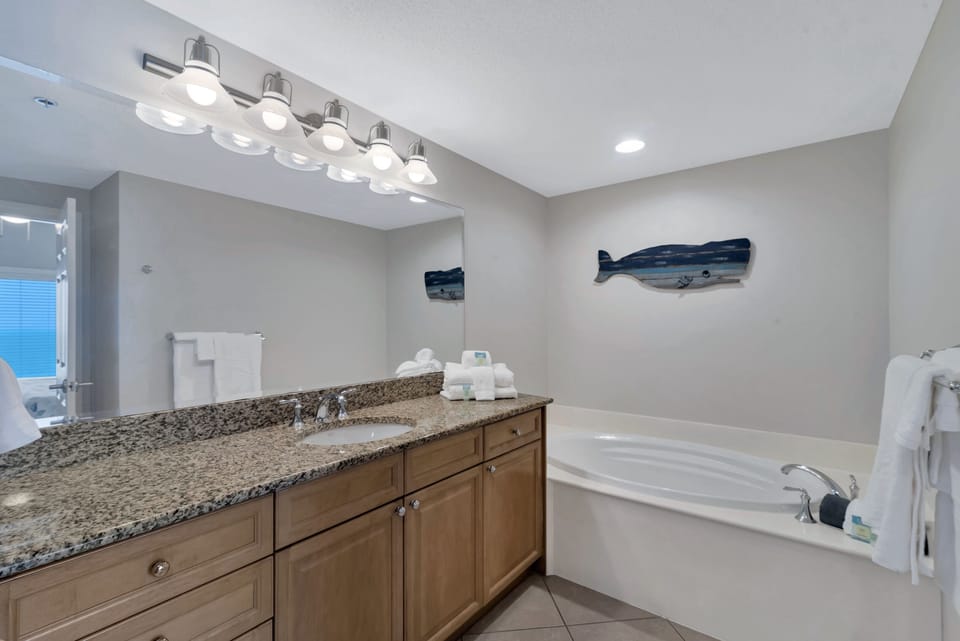 Master bathroom also has a soaking jacuzzi jetted tub