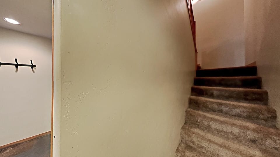 Stairs to 2nd Floor