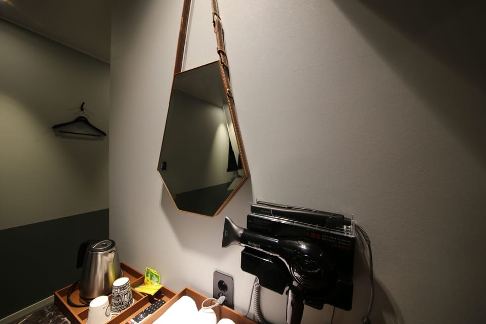 Room amenity
