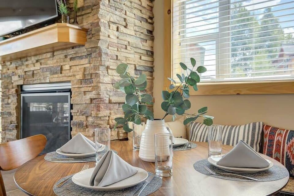 Kitchen Table