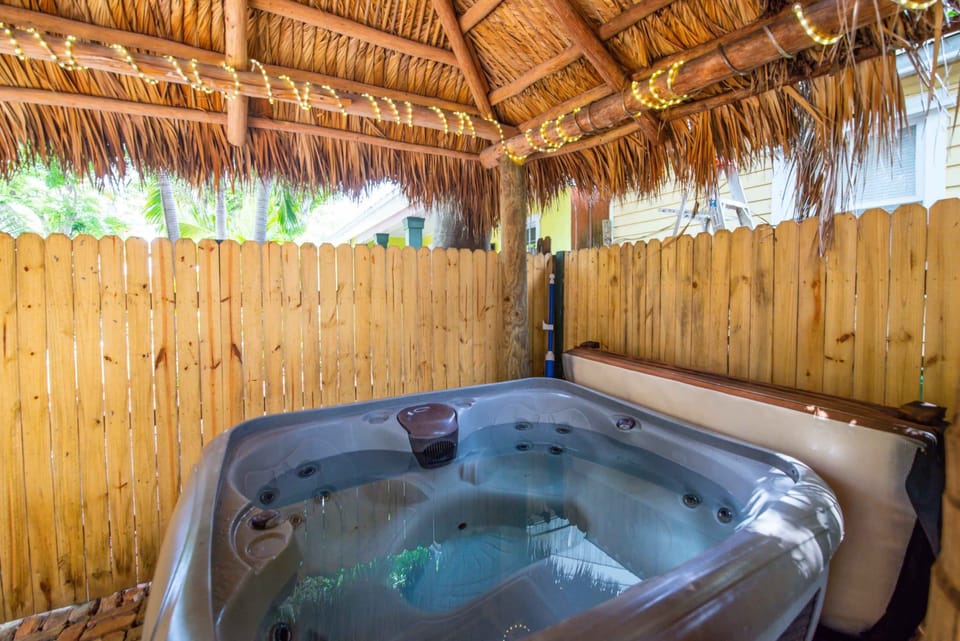Private Hot tub