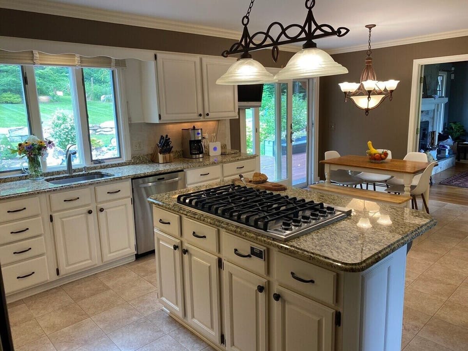 Fully equipped kitchen for meals at home